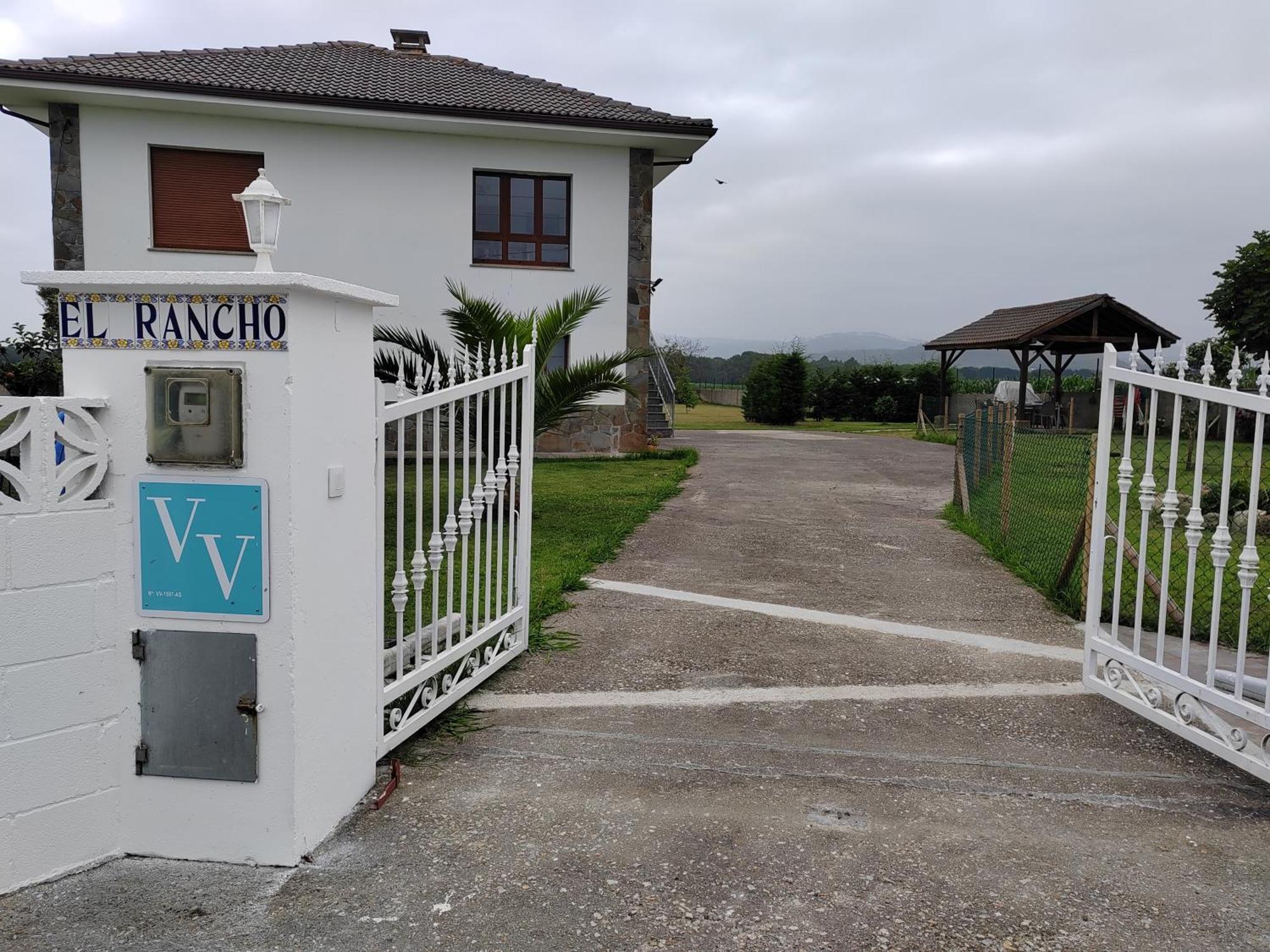 Vila El Rancho Busto - Luarca Exteriér fotografie